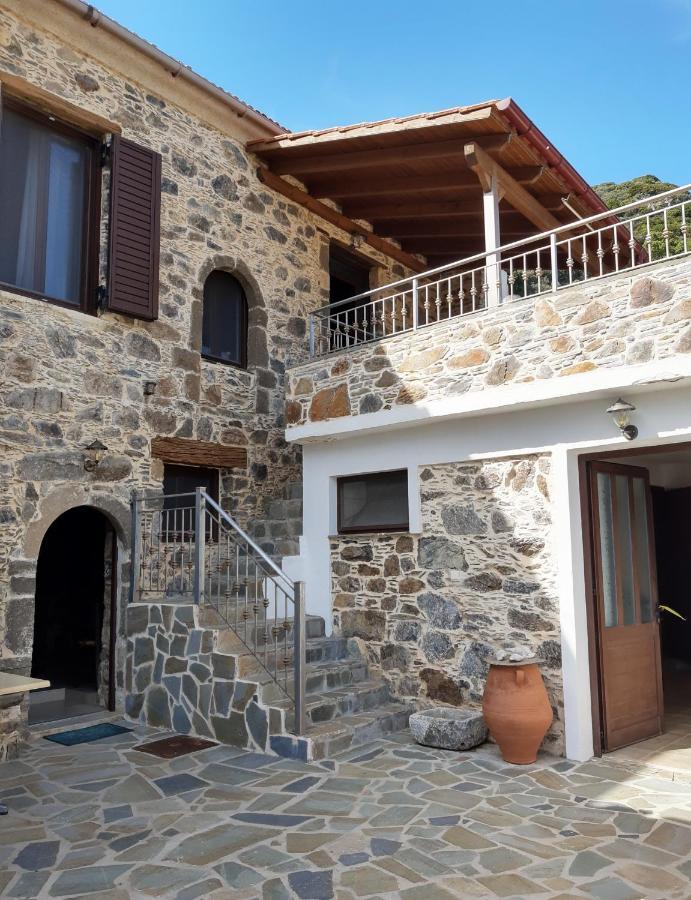 Апартаменти Grandma Agatha & Virginia'S Stonehouse Kefalion Екстер'єр фото