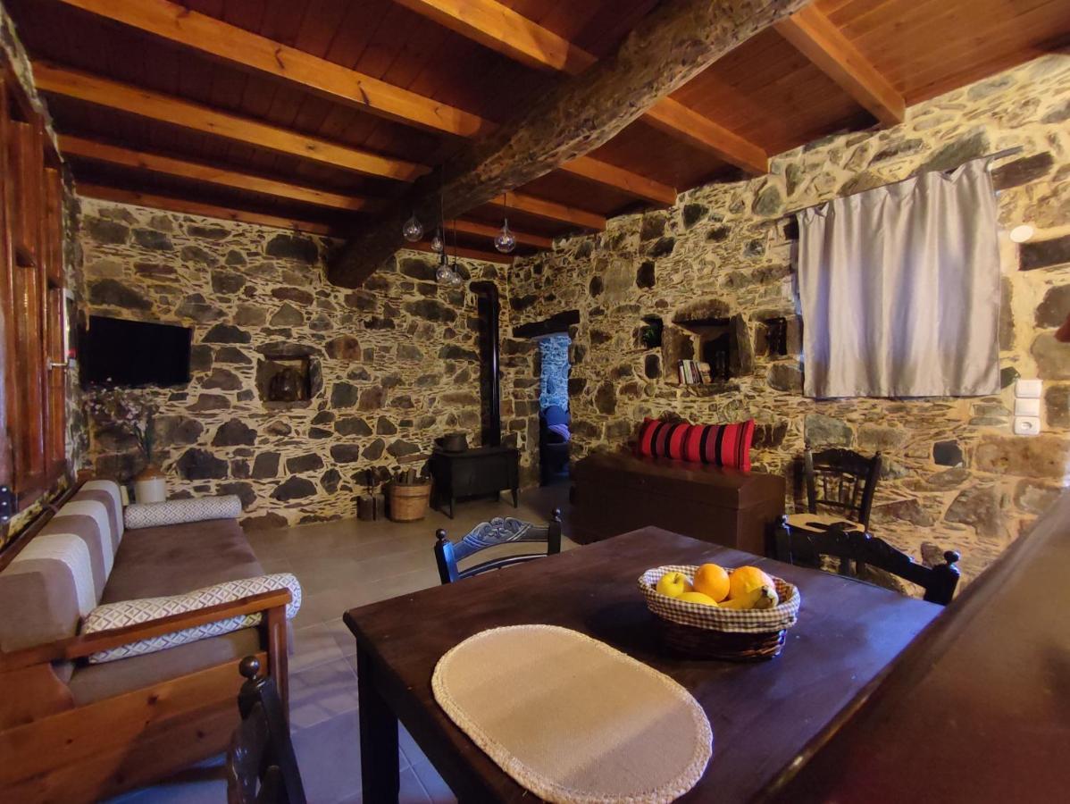 Апартаменти Grandma Agatha & Virginia'S Stonehouse Kefalion Екстер'єр фото